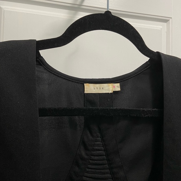 Lush blazer size medium - Picture 2 of 3